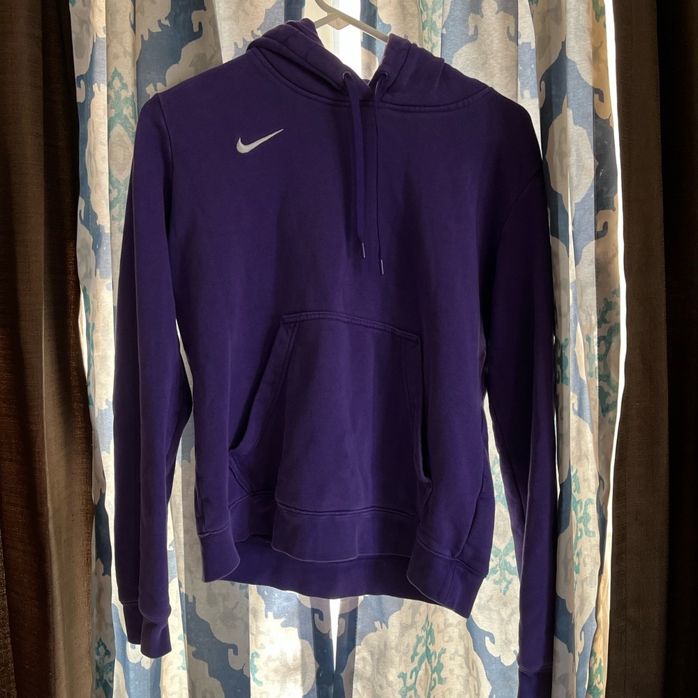 Purple Nike hoodie size medium women’s